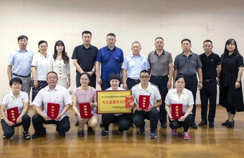 【党建品牌创建】党建品牌与生产经营深度融合系列报道之八 | 哈药三精党建与企业发展相融共生